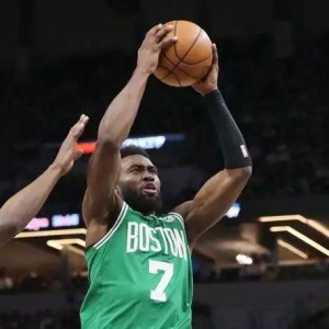  杰伦布朗爆发凯尔特人战胜猛龙