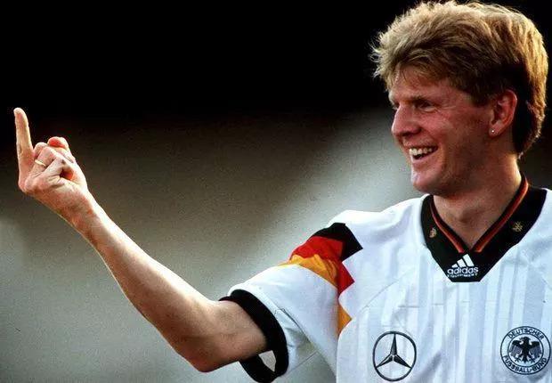  拜仁慕尼黑续约功勋队长至2026年夏季  